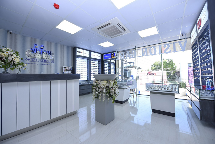 Vision Care widens network with new Nugegoda branch in Ceymed Hospital