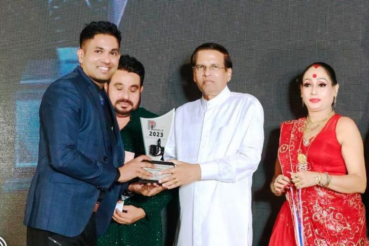 Lavanya.lk awarded at Pinnacle Sri Lanka Awards as Best Online Store - Adaderana Biz English