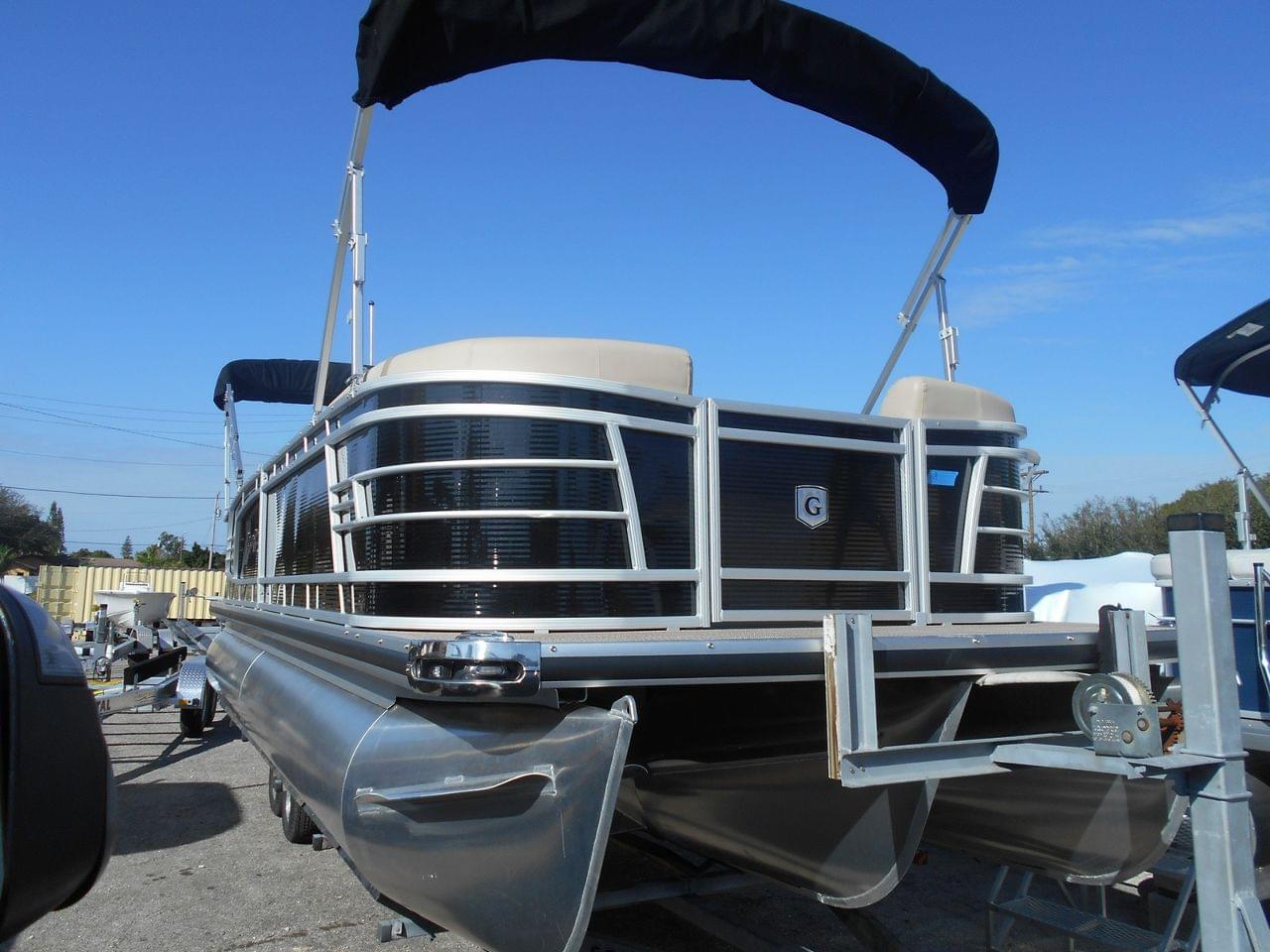 New 2017 Aquapatio 255 AP C, Stock 50024068B1 The Boat House