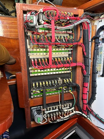 Recent Professionally-Installed Electrical Panel Wiring