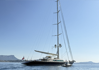 S/Y TIARA II Cruising