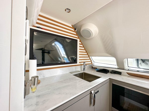 8854112_0_080620230803_67