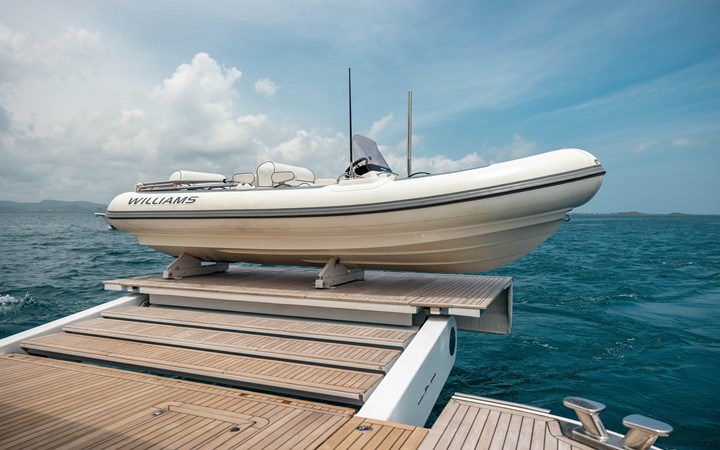 8854112_0_080620230806_121