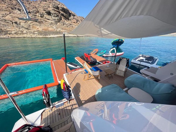 BEACH AREA & TOYS - AZIMUT GRANDE 35 2022