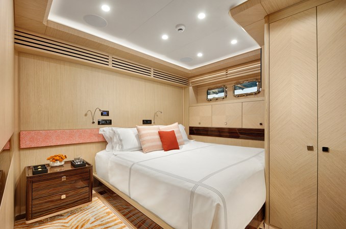 THAT'S AMORE Twin Cabin Converted to Double