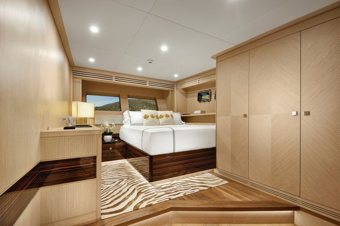 THAT'S AMORE.Double Cabin