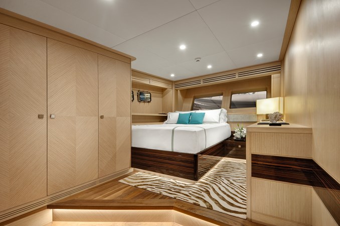 THAT'S AMORE Double Cabin