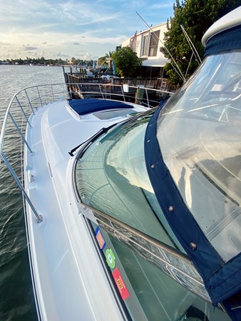 27_2005 42ft Sea Ray 420 Sundancer SOUTHSIDE