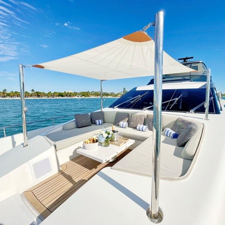 2020 SANLORENZO SL86 BOW DINING
