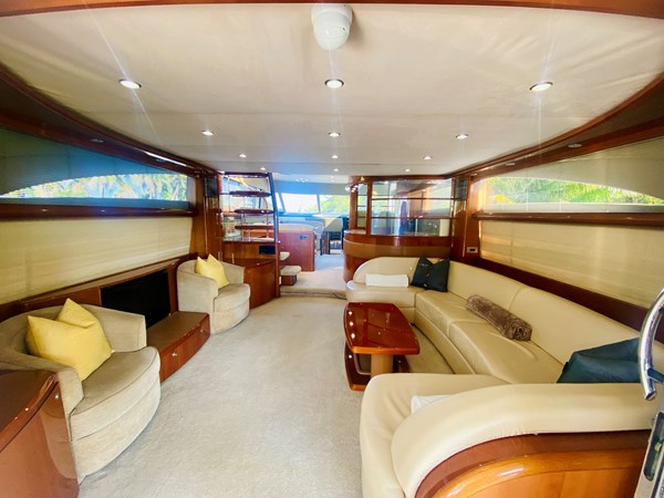 3_2006 70ft Viking Sport Cruisers 70 Motor Yacht GRAND CRU