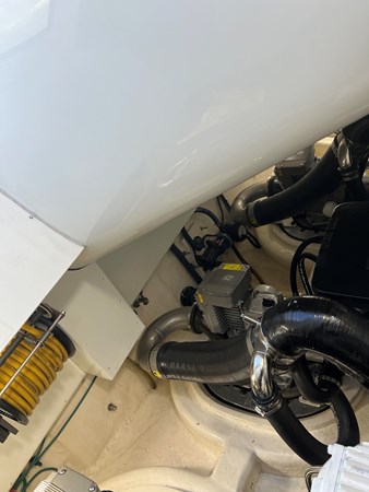 35_2009 75ft Lazzara LSX 75 BG