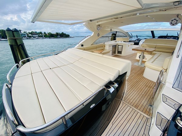 28_2010 60ft Sunseeker Predator ESSENCE