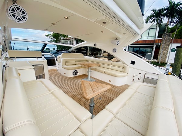 38_2010 60ft Sunseeker Predator ESSENCE