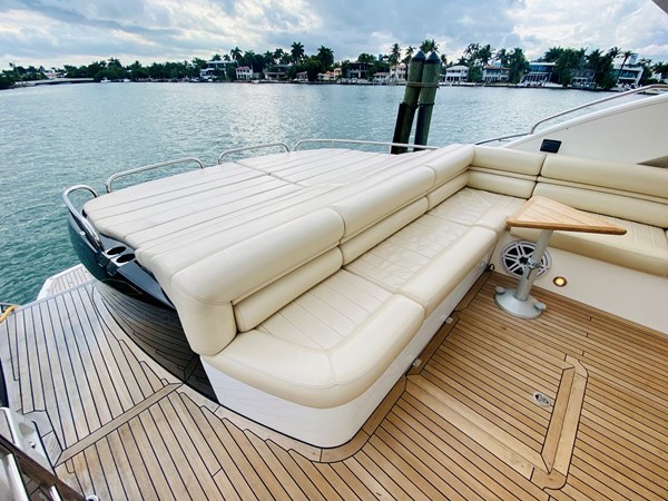 40_2010 60ft Sunseeker Predator ESSENCE
