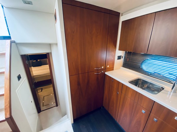 63_2010 60ft Sunseeker Predator ESSENCE