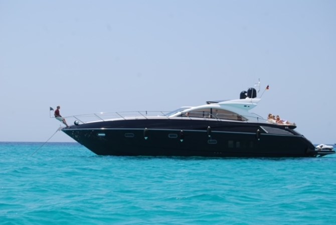 78_2010 60ft Sunseeker Predator ESSENCE