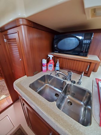 LadyM galley sink1