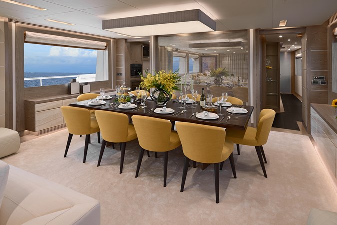 Horizon RP120 Formal Dining.