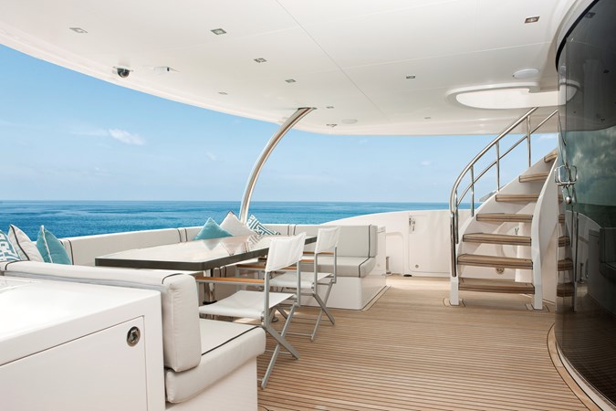 Horizon RP110 aft deck with staircase to boat deck.