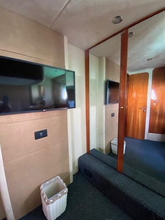 32_2006 52ft Sunseeker Manhattan VENKO