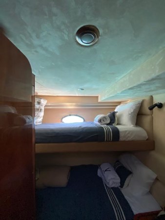 41_2006 52ft Sunseeker Manhattan VENKO