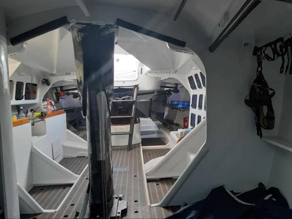 SUPERMAXI 86 WAY OF LIFE SAILING YACHT FOR SALE | INTERIOR (4)