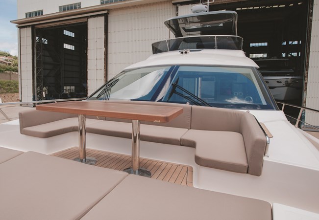 Foredeck Sitting Arrangement