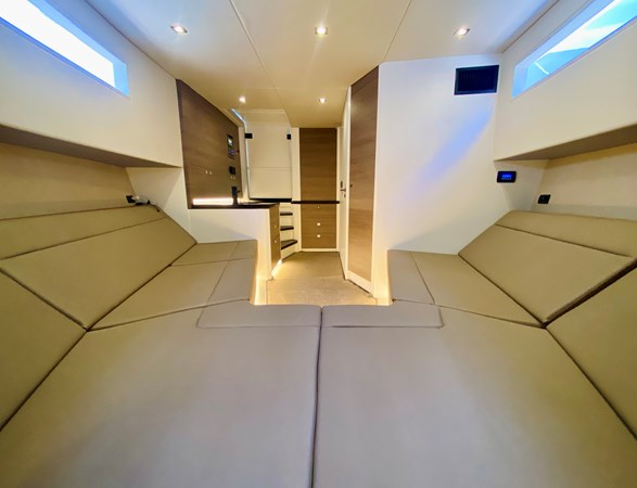 30_2020 Vanquish VQ45-36