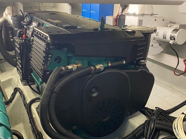 3a08f323-2606-4e35-a07e-6216fc822306-large