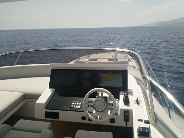 AZIMUT 72 FLY 2022