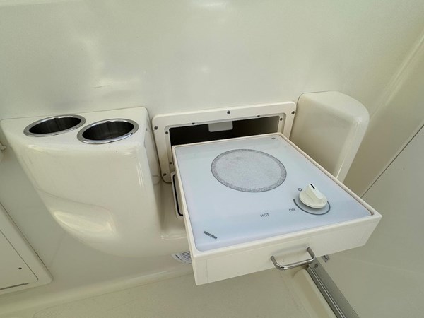 9119484_20231103014227854_1_XLARGE