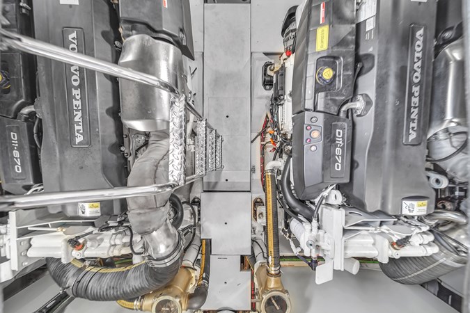 9101351_20231025124721341_1_XLARGE