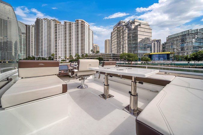 9101351_20231025125253253_1_XLARGE