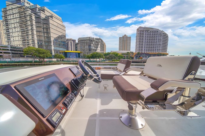 9101351_20231025125344404_1_XLARGE