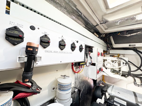 9167342_957470225_0_180120241353_49