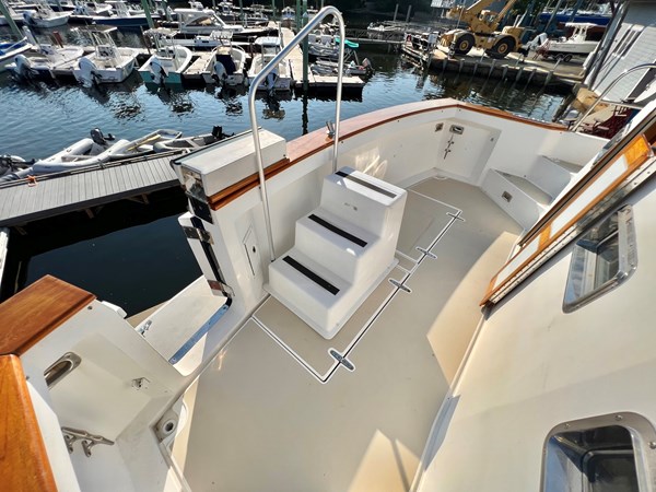 Aft Deck to transom