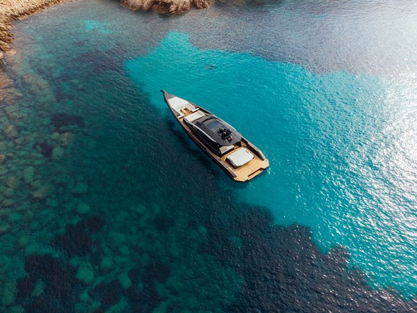 MAORI 80 YACHT FOR SALE IN DUBAI | PRICE ON APPLICATION | EXTERIOR (13)