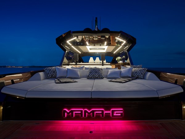 MAORI 80 YACHT FOR SALE IN DUBAI | PRICE ON APPLICATION | DECK SPACE (11)