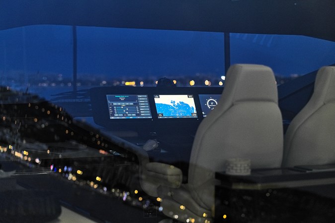 MAORI 80 YACHT FOR SALE IN DUBAI | PRICE ON APPLICATION | INTERIOR (14)