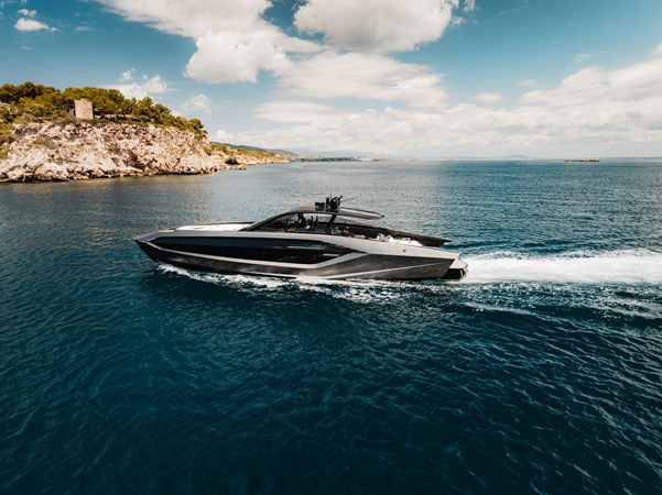 TECNOMAR FOR LAMBORGHINI 63 - 2024 MOTOR YACHT FOR SALE (15)