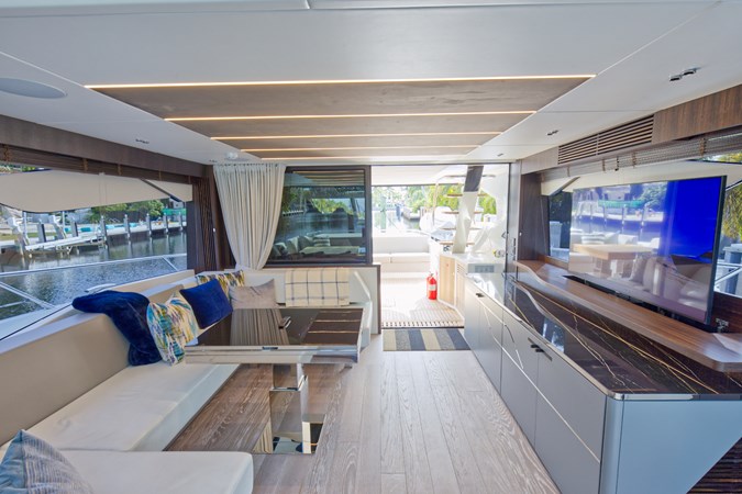 22_2022 74ft Sunseeker 74 Sport Yacht