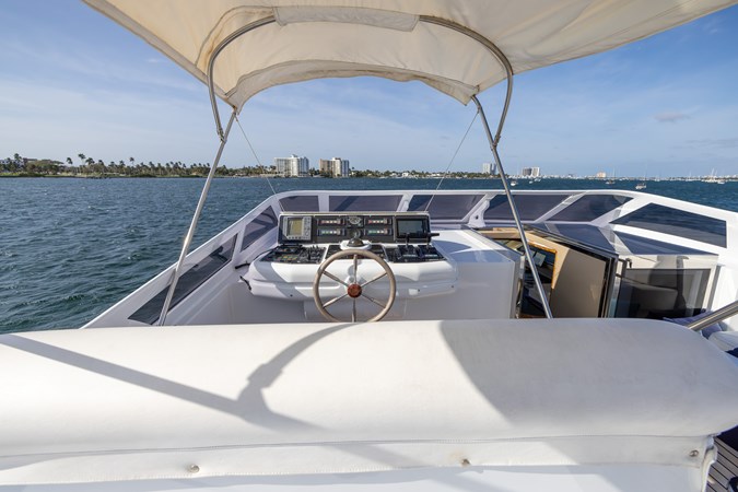 100 Azimut 1999_Tom Robertson_44