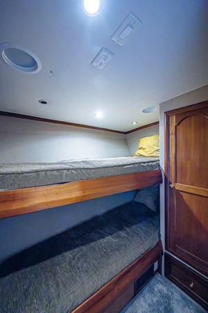 58_hunley_sullivan_will_rise_guest_stateroom_1