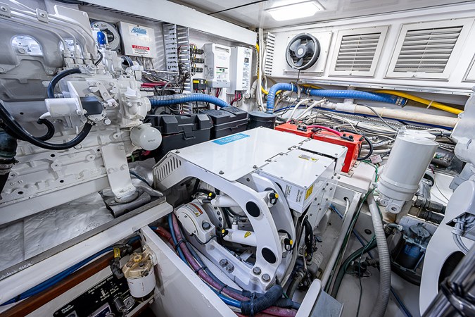 58_hunley_sullivan_will_rise_engine_room_8