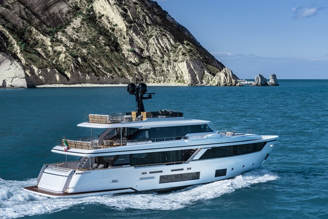 CustomLine_Navetta30New_Navetta 30 New_48216