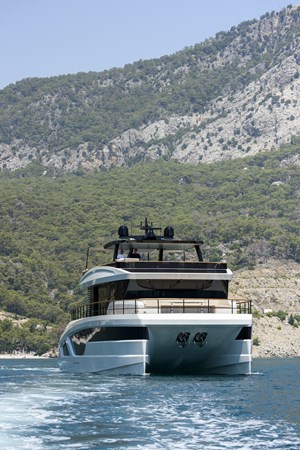 2026 Lazzara LPC300-1