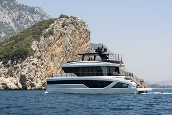 2026 Lazzara LPC300-PROFILE2