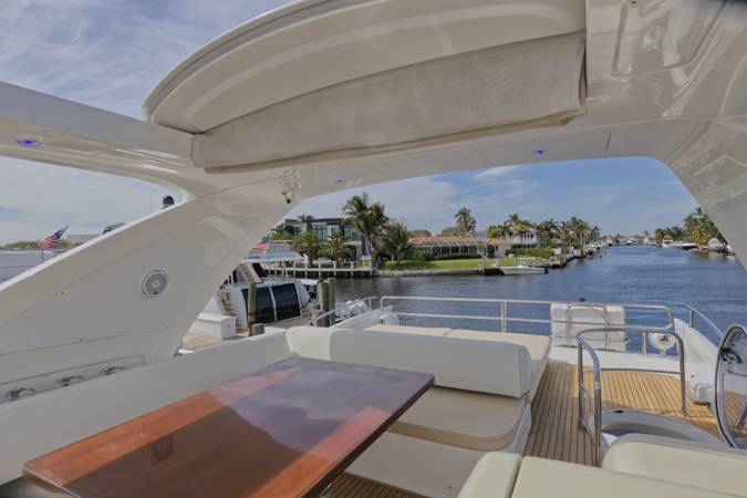 14_2015 64ft Azimut 64 Flybridge NEENA