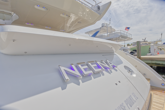 18_2015 64ft Azimut 64 Flybridge NEENA