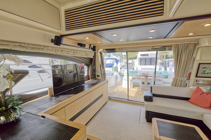 21_2015 64ft Azimut 64 Flybridge NEENA